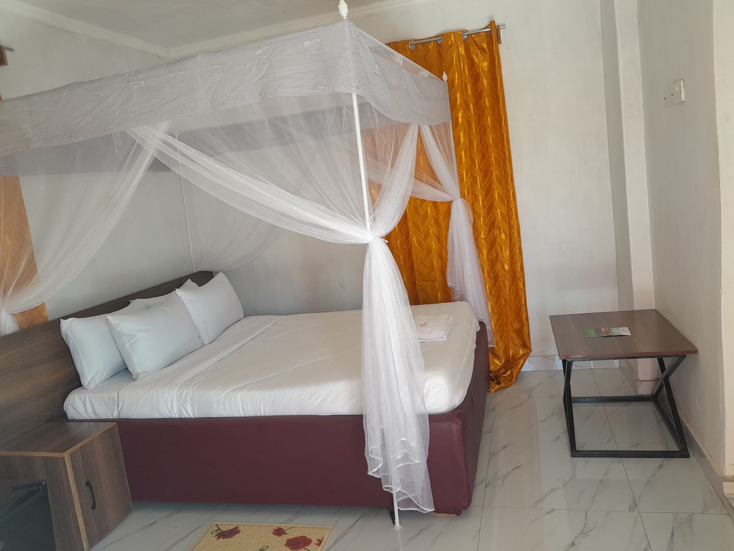 Executive Double Room - View 6